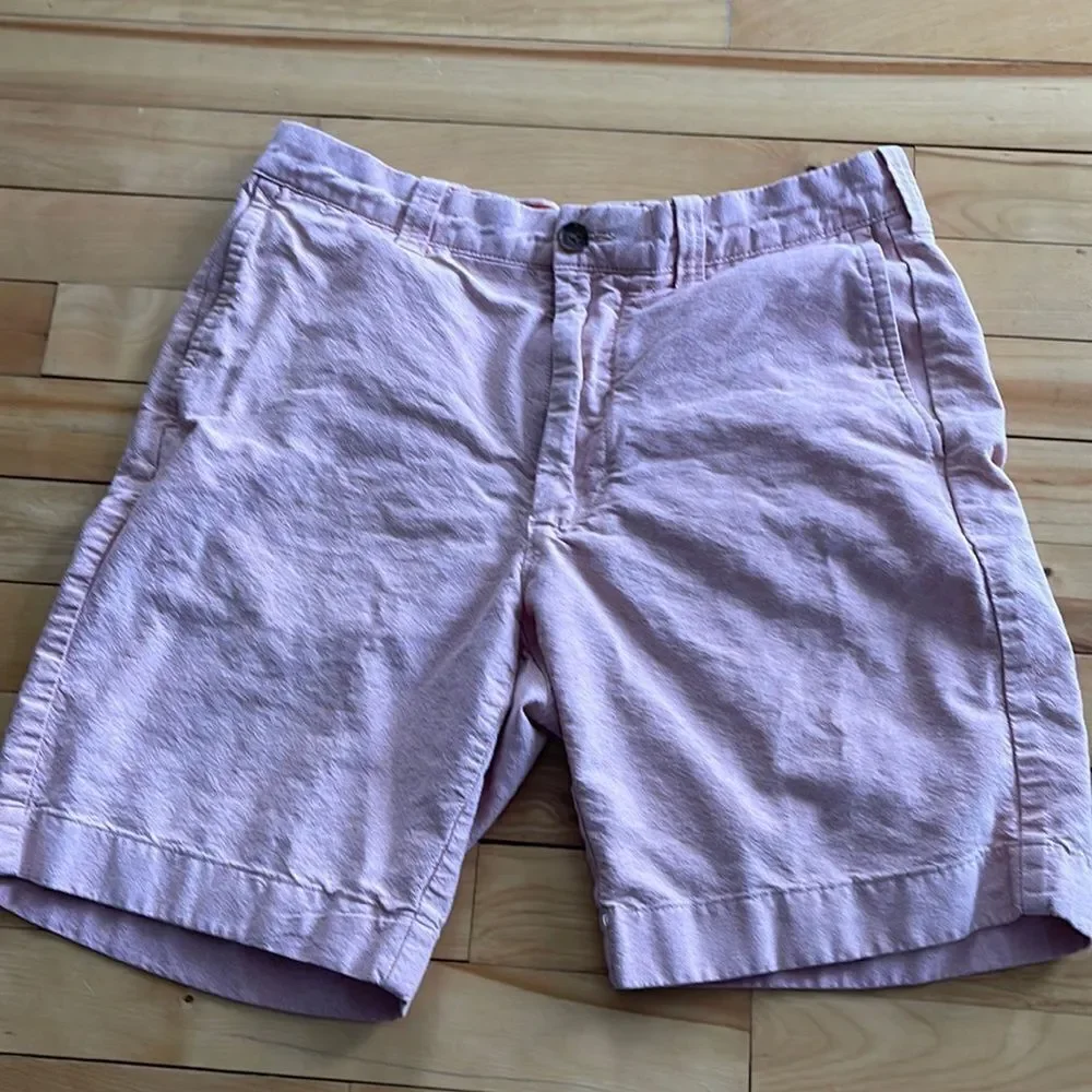 J. Crew Gramercy pastel orange oxford flat front shorts. Size 30. 100% cotton.